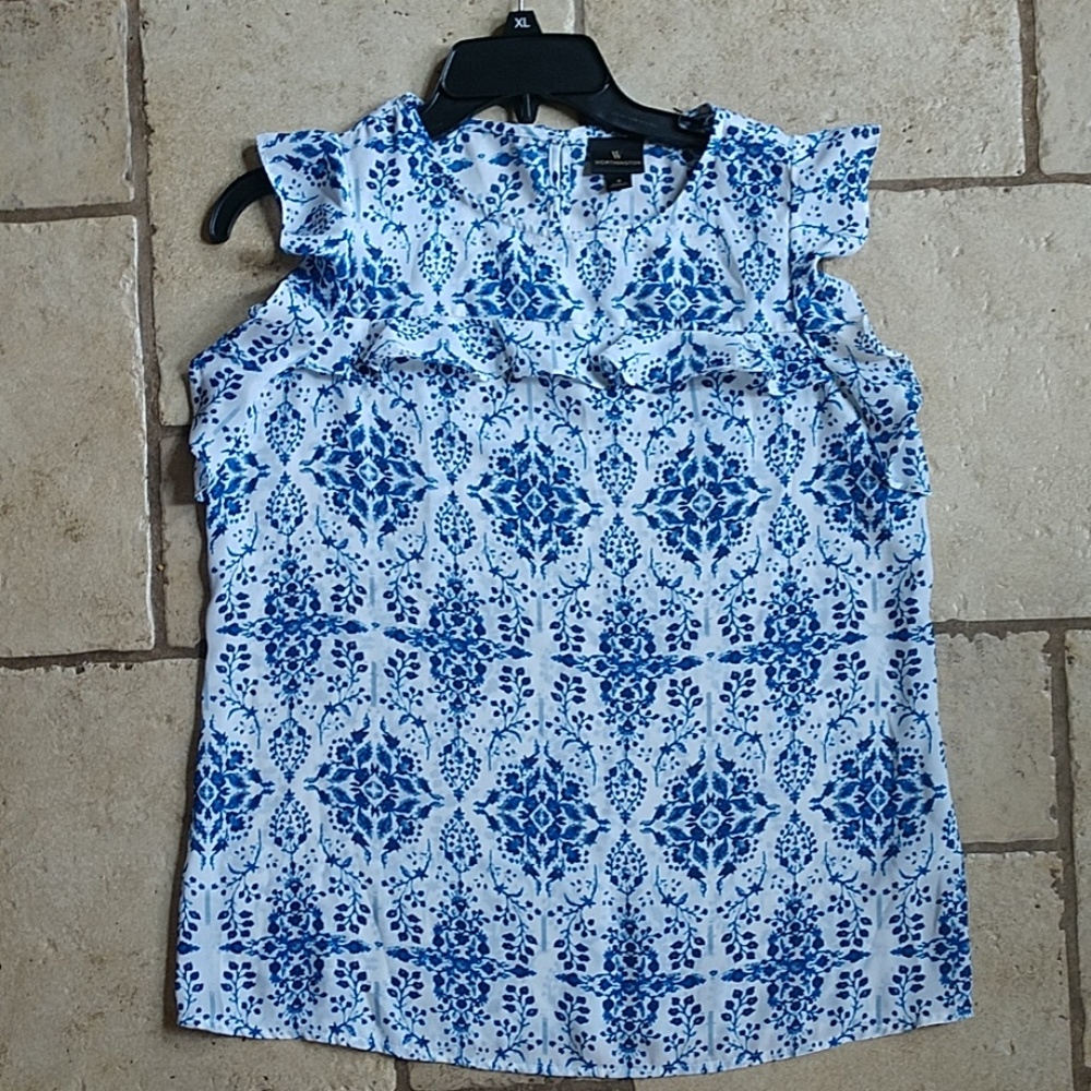 Worthington sleeveless blouse. Sm